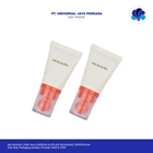 sunscreen Face Base Primer by Universal jaya perkasa botol kosmetik 1