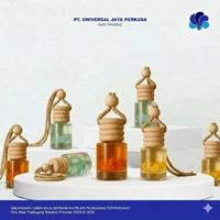 Wooden Cap Hanging Fragrance Diffuser Bottle
