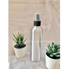 one set spray bottle cosmetic 2